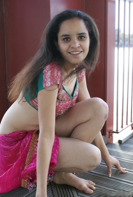 Jasmine Mathur porn photo